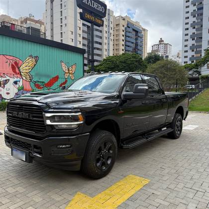 RAM 3500 6.7 I6 TURBO DIESEL LARAMIE NIGHT EDITION CD 4X4 AUTOMÁTICO RAM 3500 6.7 I6 TURBO DIESEL LARAMIE NIGHT EDITION CD 4X4 AUTOMÁTICO
